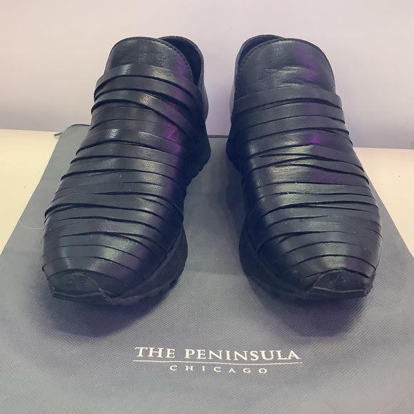 LD Tuttle “Black Running Sneakers” - Picture 4 of 13